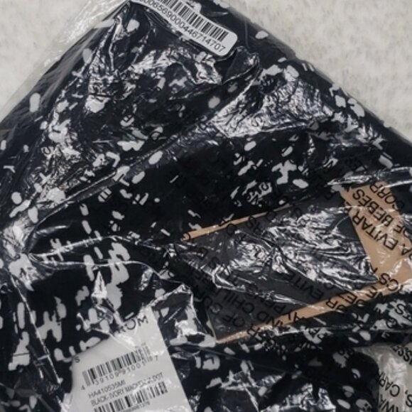 Halogen Cap Sleeve Blouse - Picture 2 of 3